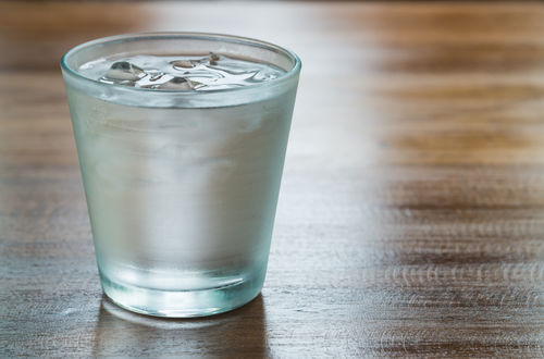 グリーンピースにピーマン?ご当地の個性的なおすすめ焼酎を飲み比べ!