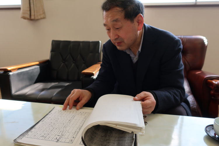 国税庁時代は全国の酒蔵に技術指導などを行っていた佐藤俊一社長。