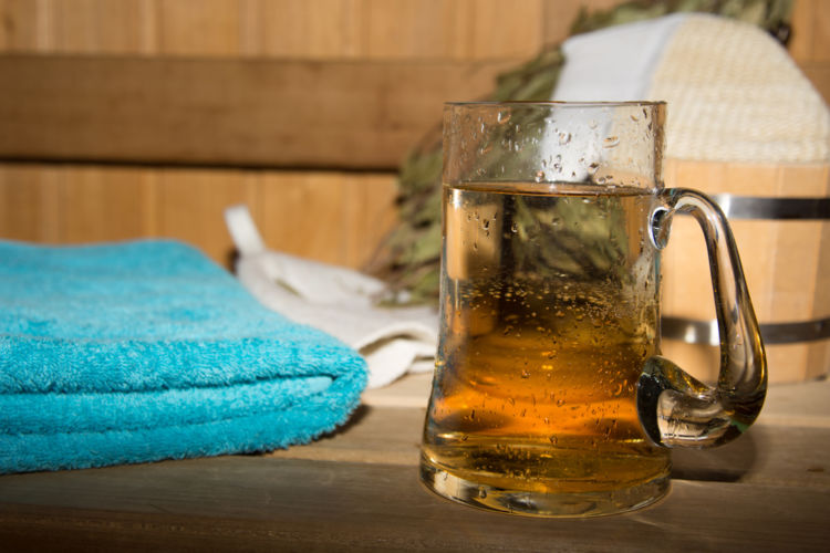 ビールとお風呂はキケンな関係? リスクを避けるために知っておきたいこと