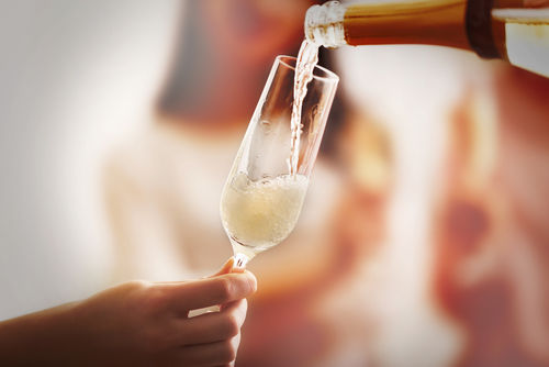 日本酒と炭酸、意外な組み合わせから生まれる驚きのマリアージュ