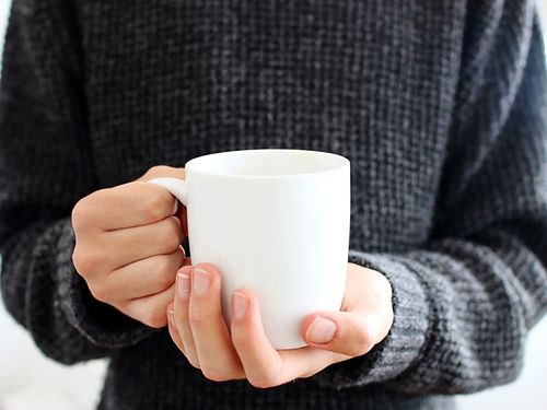 焼酎のお湯割りに電子レンジを使う場合のポイント