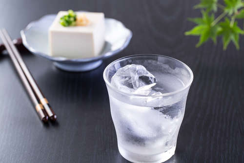 芋、米…原料によって作り方が異なる、焼酎の製法