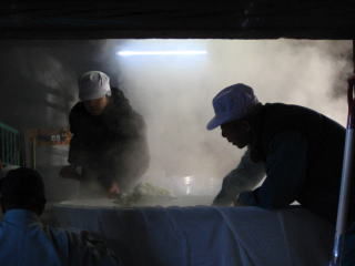 「羽根屋」の味わいは、ていねいな仕事から生まれる