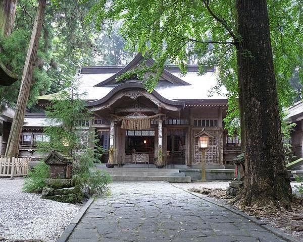 「天孫降臨」は神々が舞い降りた神話に由来