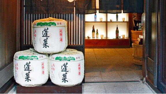 岐阜の日本酒【蓬莱(ほうらい)】伝統の「寒造り」で醸す飛騨の酒