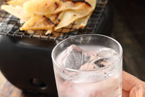 焼酎って蒸留酒?どうやって飲むのが美味しい? 焼酎入門編