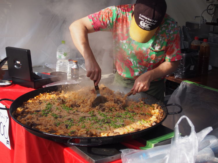 スペイン料理といえば真っ先に頭に浮かぶのが「パエリア」ですね