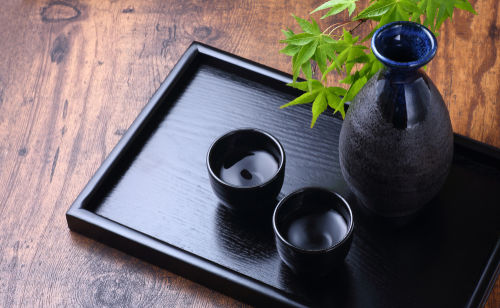 日本酒を結婚祝いにする際のポイントは?