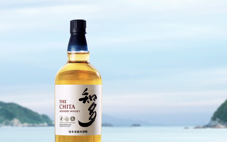 「知多(ちた)」は多彩な原酒の魅力を融合したグレーンウイスキー