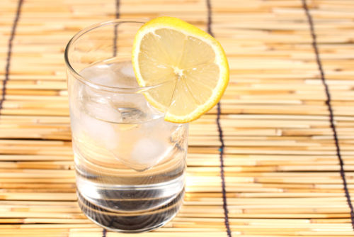 麦焼酎が焼酎初心者にも飲みやすいといわれる理由
