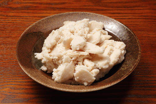 「吟香露」は、粕取り専門蔵の伝統が生んだ、新時代の粕取り焼酎