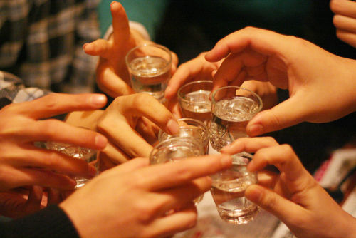 日本酒で乾杯条例が全国に波及