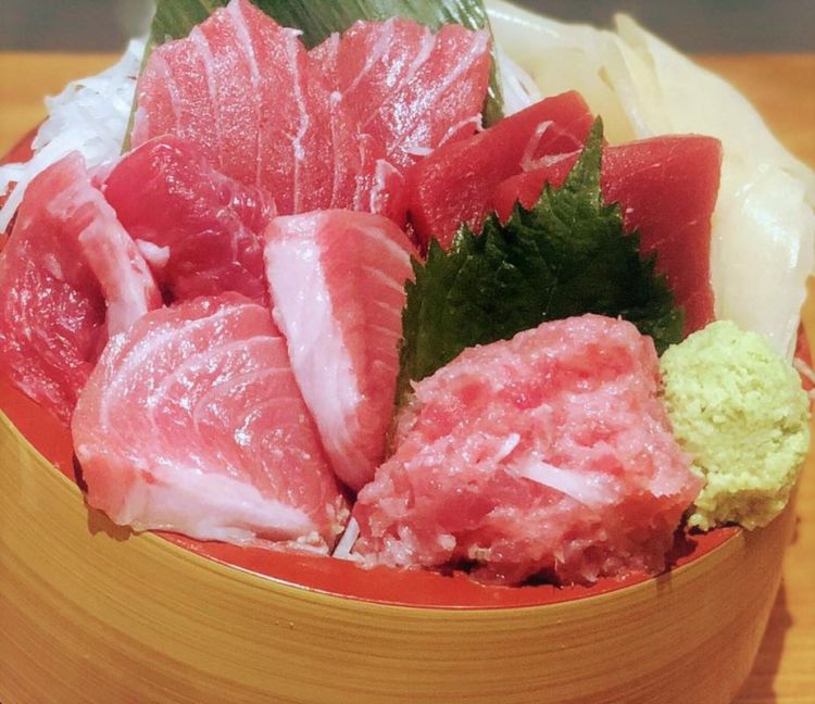 マグロ好きにはたまらない高級生本マグロ専門酒場が誕生
