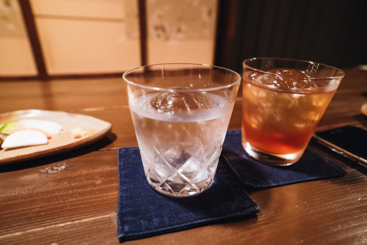 泡盛のおいしい飲み方は多種多様、いろいろと試してみよう!