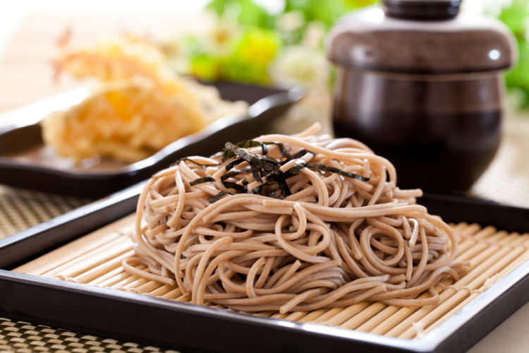 長野の焼酎【峠(とうげ)】信州の老舗酒蔵が手がける風味豊かな「そば焼酎」