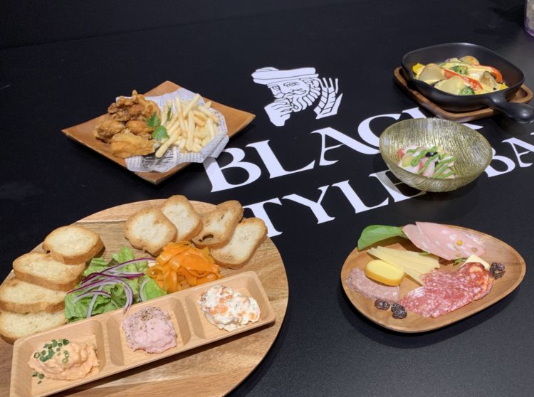 急がなきゃ。「ブラックニッカ 3 スタイルズ バー」は7月7日まで!