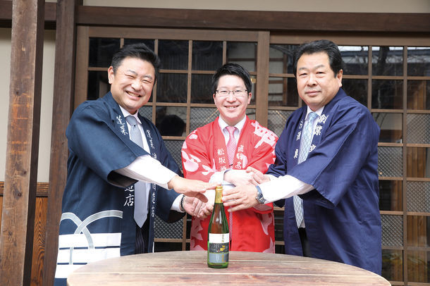 飛騨地域を「日本酒の聖地」として世界にアピール。3つの酒蔵が作り上げた「飛騨三蔵ブレンド酒」