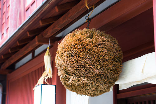 日本酒に醸造アルコールが使われてきた歴史を紐とく