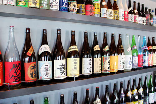 焼酎は入れ物やラベルにも注目!蔵元によって異なるメッセージとは?