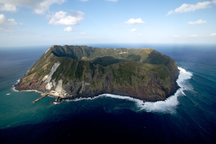 パワーに引き付けられる!? “島”の魅力あふれる3商品の魅力をご紹介
