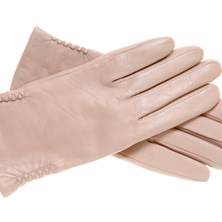 革手袋を買う前に、プロのフィッティングを知ろう