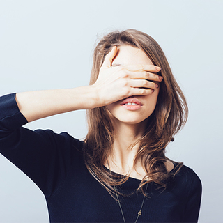 40代になったらまぶたがたるんだ！ 原因は眼瞼下垂？