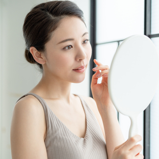 たるみ予防！顔のエクササイズ