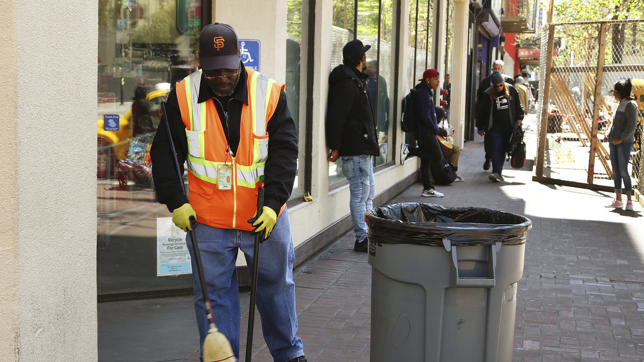 San Francisco Squalor City Streets Strewn With Trash, Needles And
