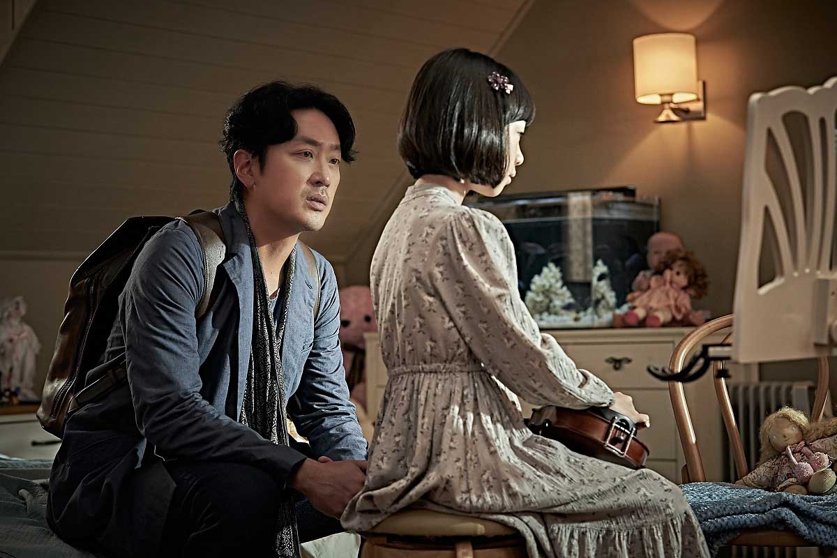 未婚河正宇為演《陰櫥》已婚爸爸，向已婚男虛心討教？！