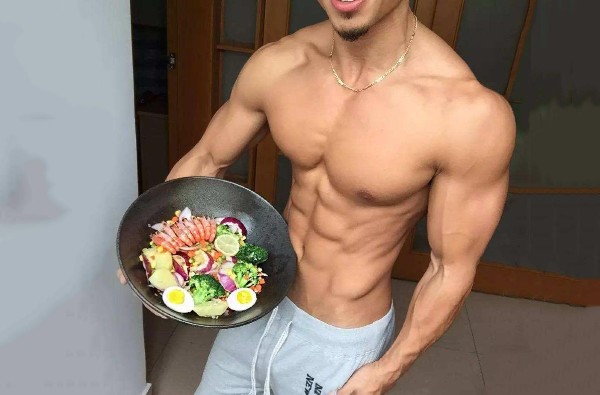 減重燃脂必知！利用「高蛋白產品」增加肌肉、提升基礎代謝率！