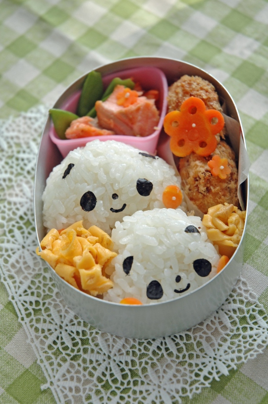 Panda onigiri kyaraben