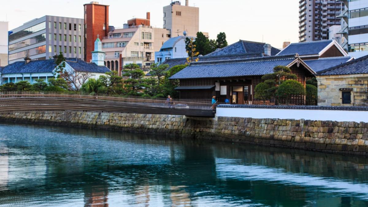 長崎県 出島 の歴史とレトロな街並みを感じよう The Gate 日本の旅行観光マガジン 観光旅行情報掲載 長崎県 出島 の歴史とレトロな街並みを感じよう The Gate 日本の旅行観光マガジン 観光旅行情報掲載