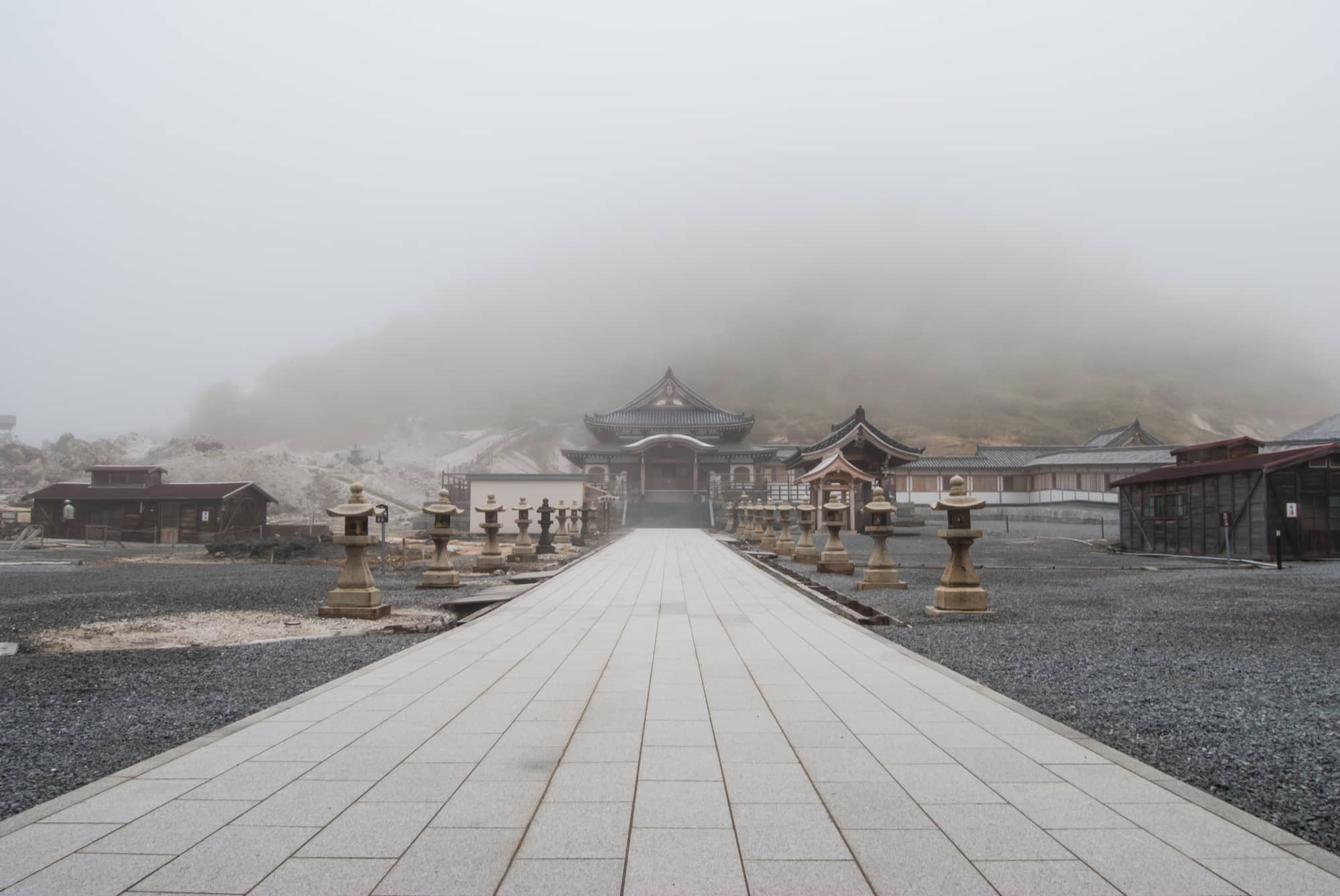 恐山の菩提寺と参道