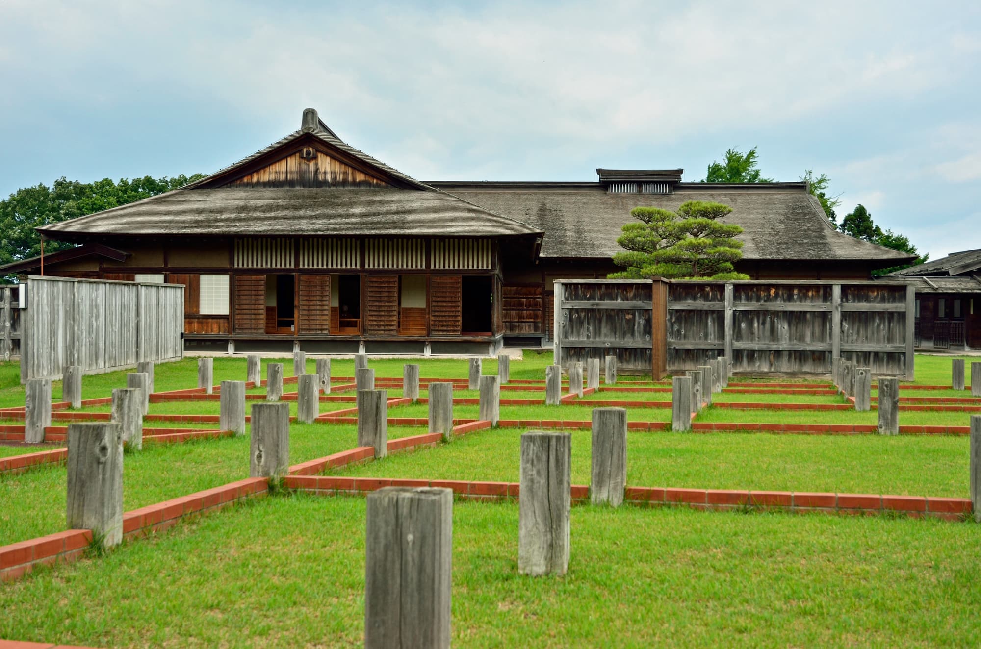 八戸 市 根城