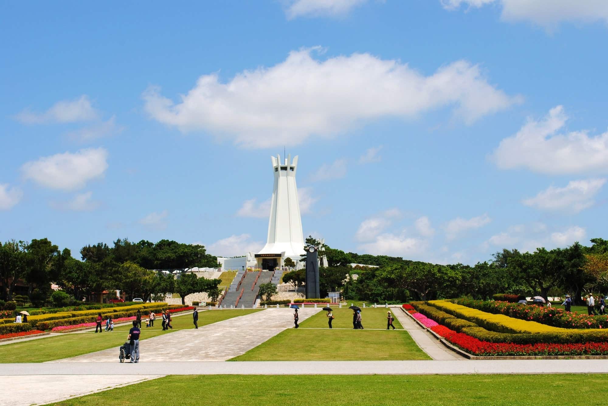 平和祈念公園 The Gate 日本の旅行観光マガジン 観光旅行情報掲載