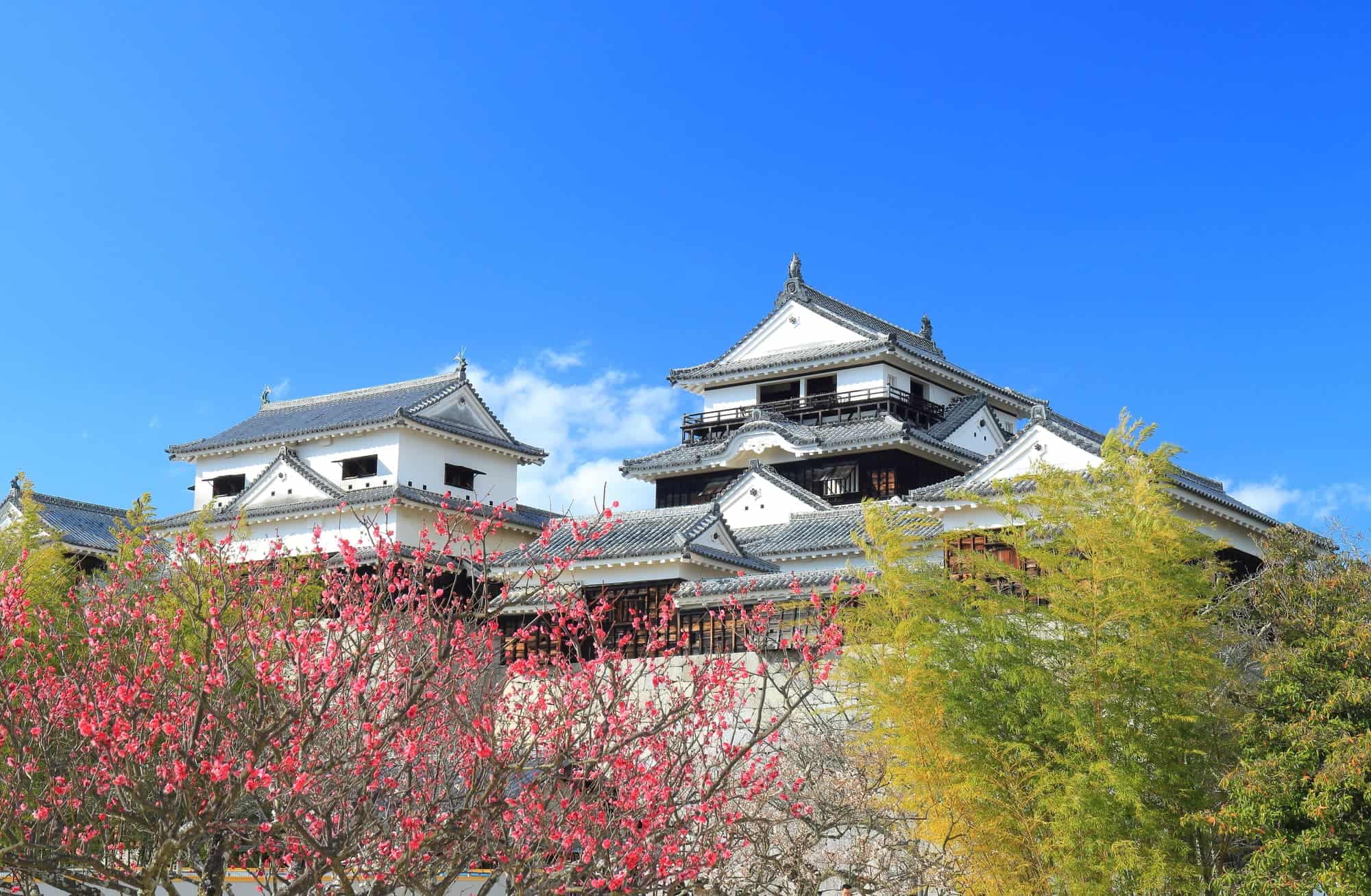 萬翠荘 The Gate 日本の旅行観光マガジン 観光旅行情報掲載 萬翠荘 The Gate 日本の旅行観光マガジン 観光旅行情報掲載
