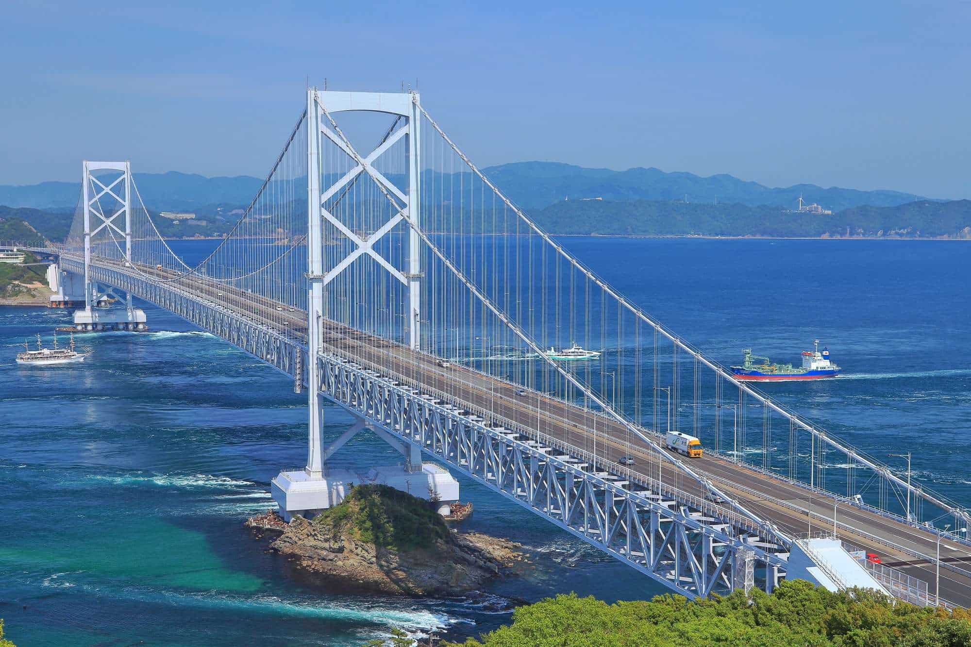 大鳴門橋