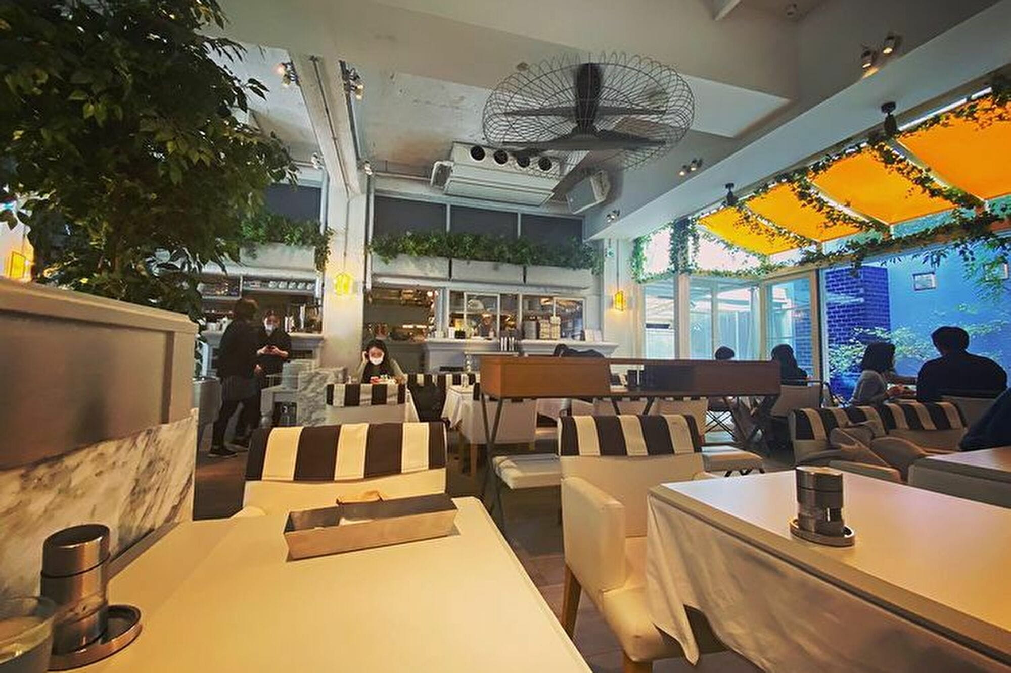 天気が良い日は テラスカフェ で優雅にご飯 東京都内オススメ店舗8選 The Gate 日本の旅行観光マガジン 観光旅行情報掲載