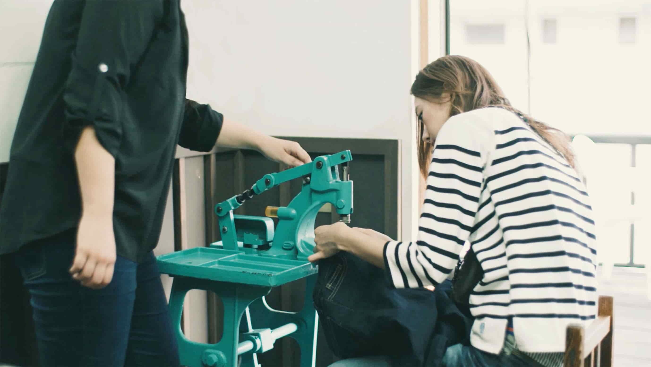 東京 恵比寿 ジーンズ 岡山デニムの製法でオリジナルの児島ジーンズを作ろう The Gate 日本の旅行観光マガジン 観光旅行情報掲載