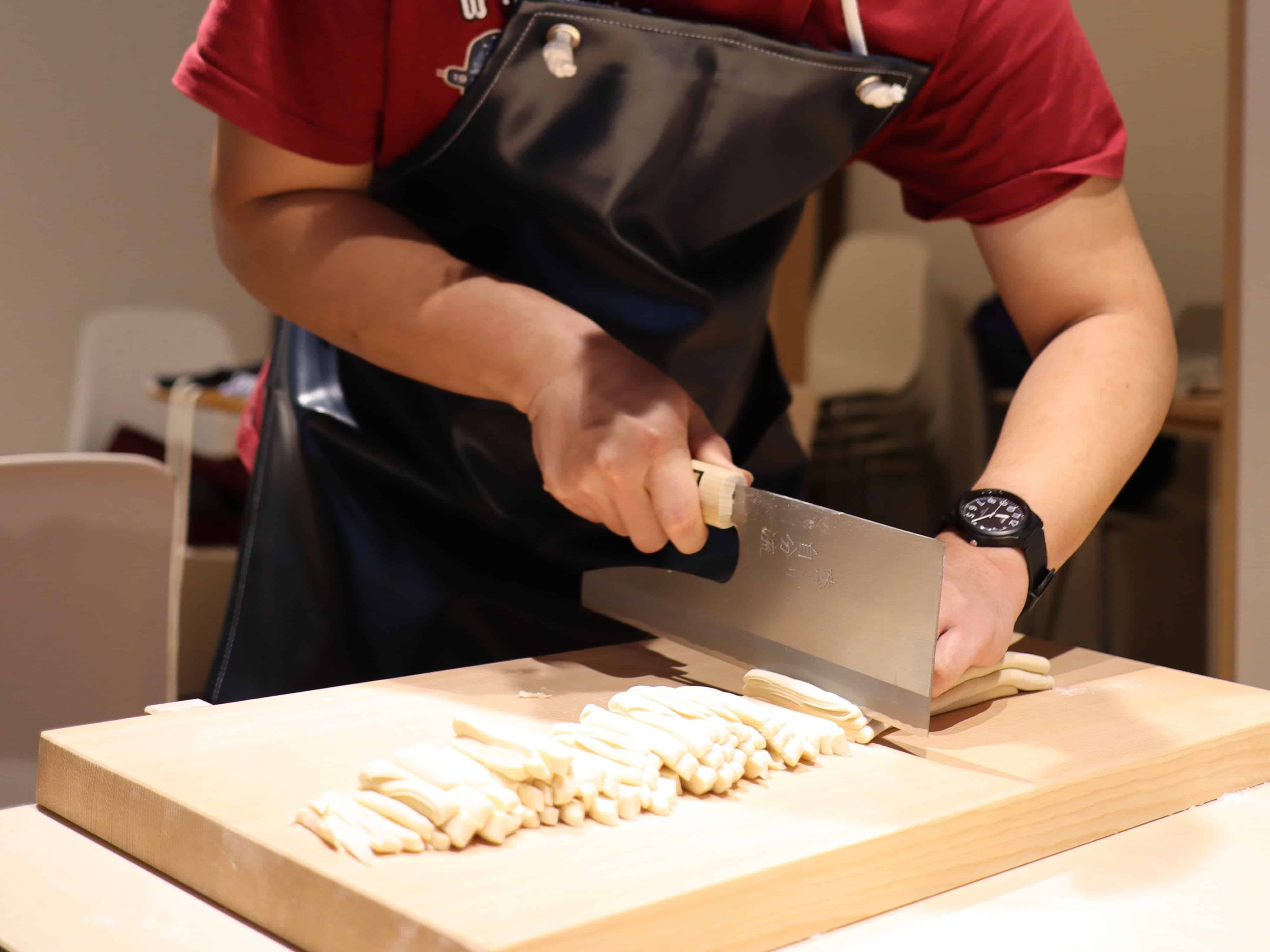 東京 浅草 うどん 伝統的な古民家で手作りうどん体験 The Gate 日本の旅行観光マガジン 観光旅行情報掲載