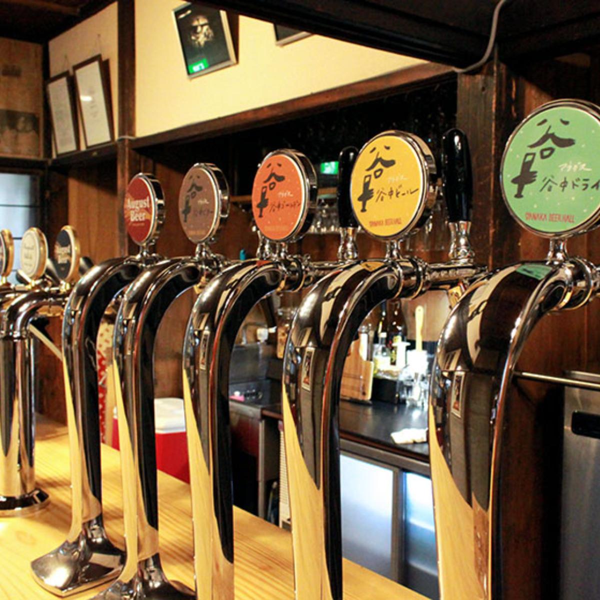 在旧民房改装的 谷中啤酒馆 享受精酿啤酒吧 The Gate 日本旅游观光杂志 提供观光旅游信息