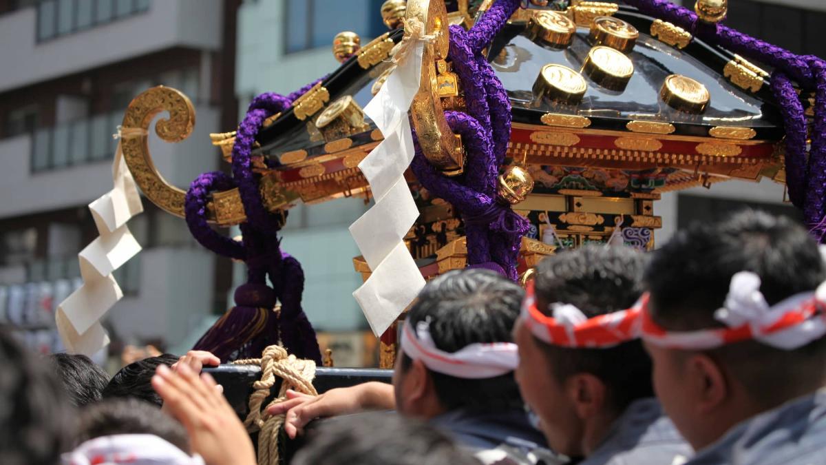 2026】浅草「三社祭」の見どころは？祭りの歴史や由来・神輿ルート