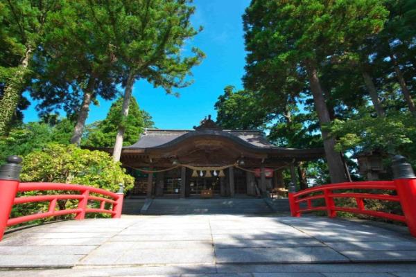 Main hall of Takase Shrine