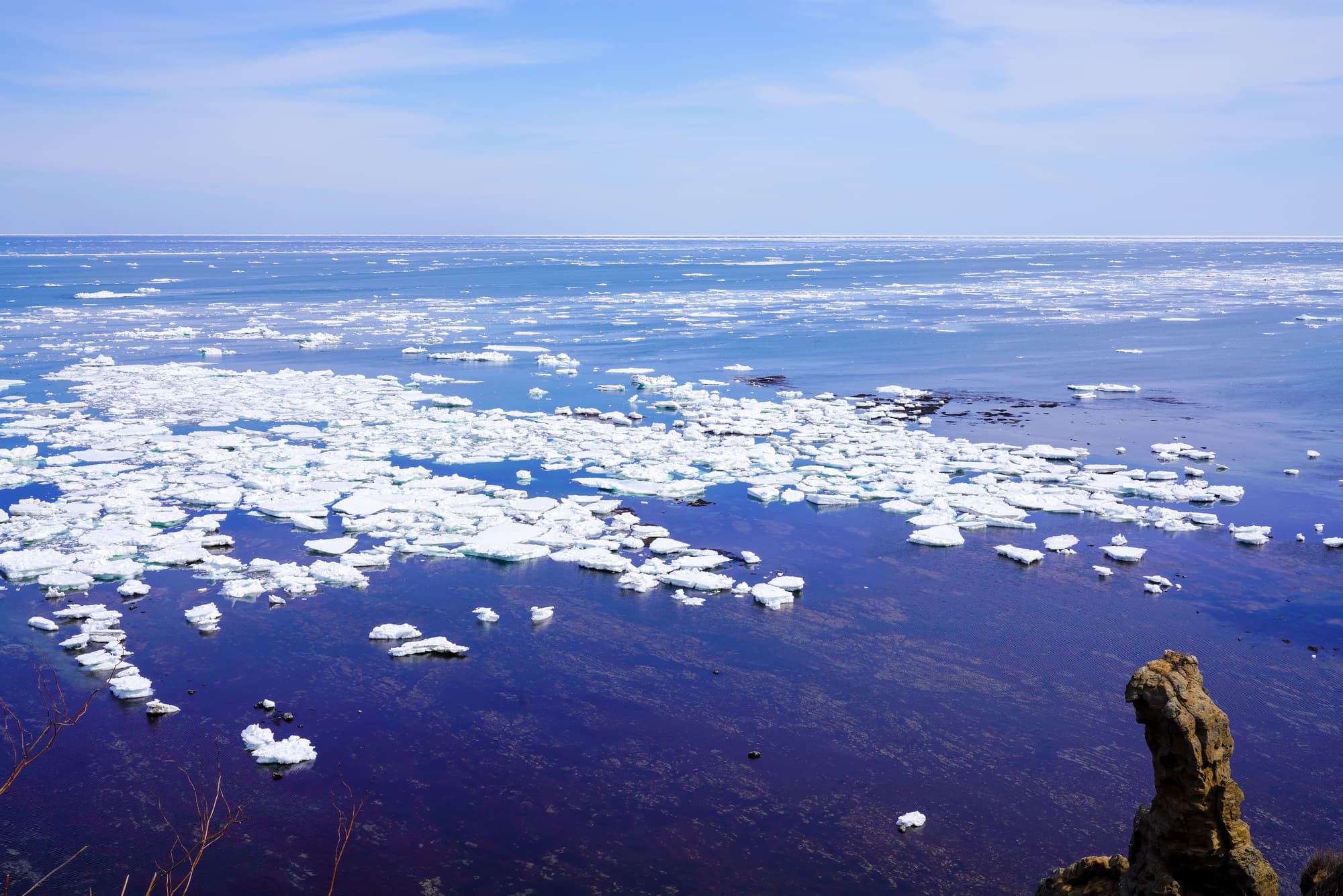 北海道の 流氷 はどこから来るの 海に浮かぶ氷の塊の神秘に迫る The Gate 日本の旅行観光マガジン 観光旅行情報掲載