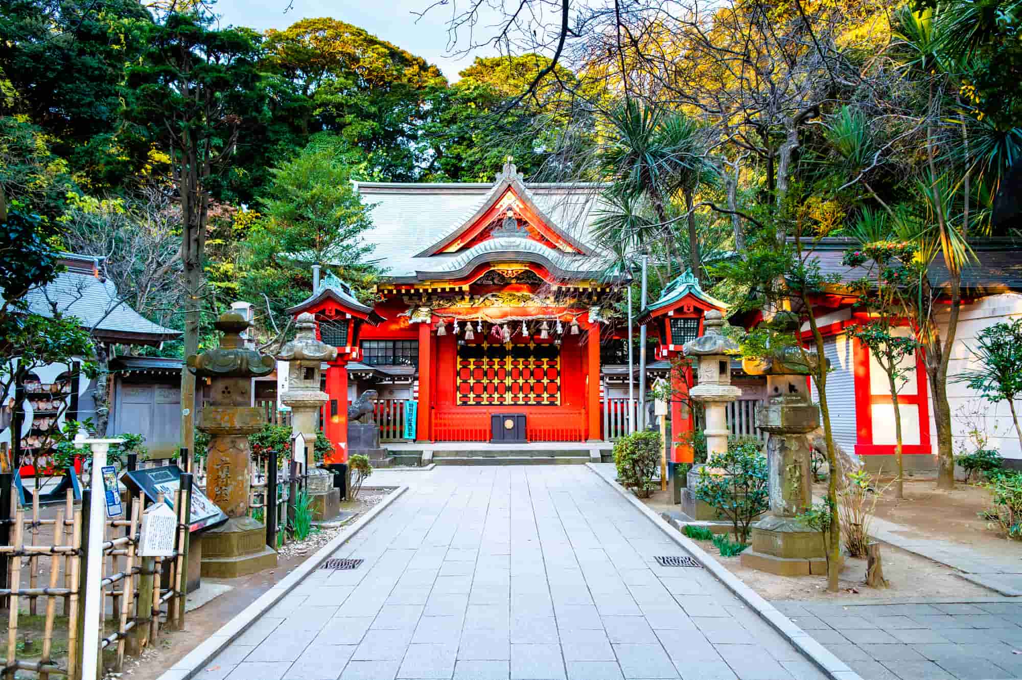 【江島神社】弁財天のご利益は？参拝ルートや御朱印をご紹介！｜THE GATE｜日本の旅行観光マガジン・観光旅行情報掲載