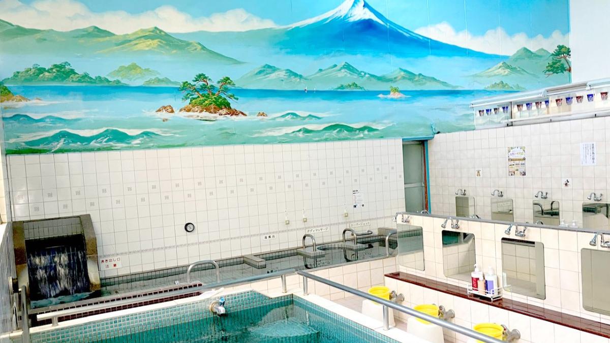 Why Public Baths have Mt. Fuji Murals: Works of 