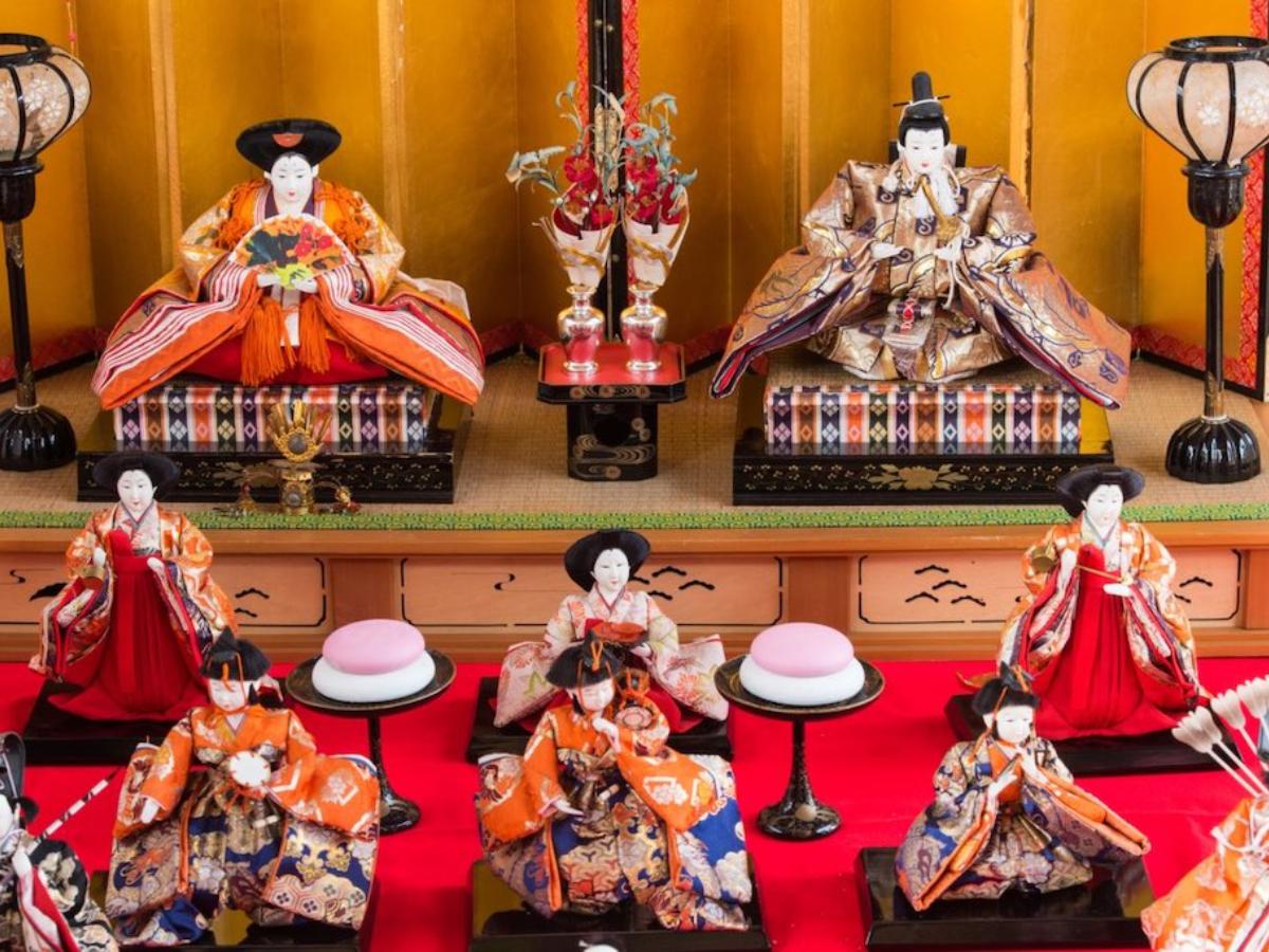 ひな祭り（桃の節句）はもともとどんな行事だった？ 由来・意味・食べ物・人形のこと｜THE GATE｜日本の旅行観光マガジン・観光旅行情報掲載