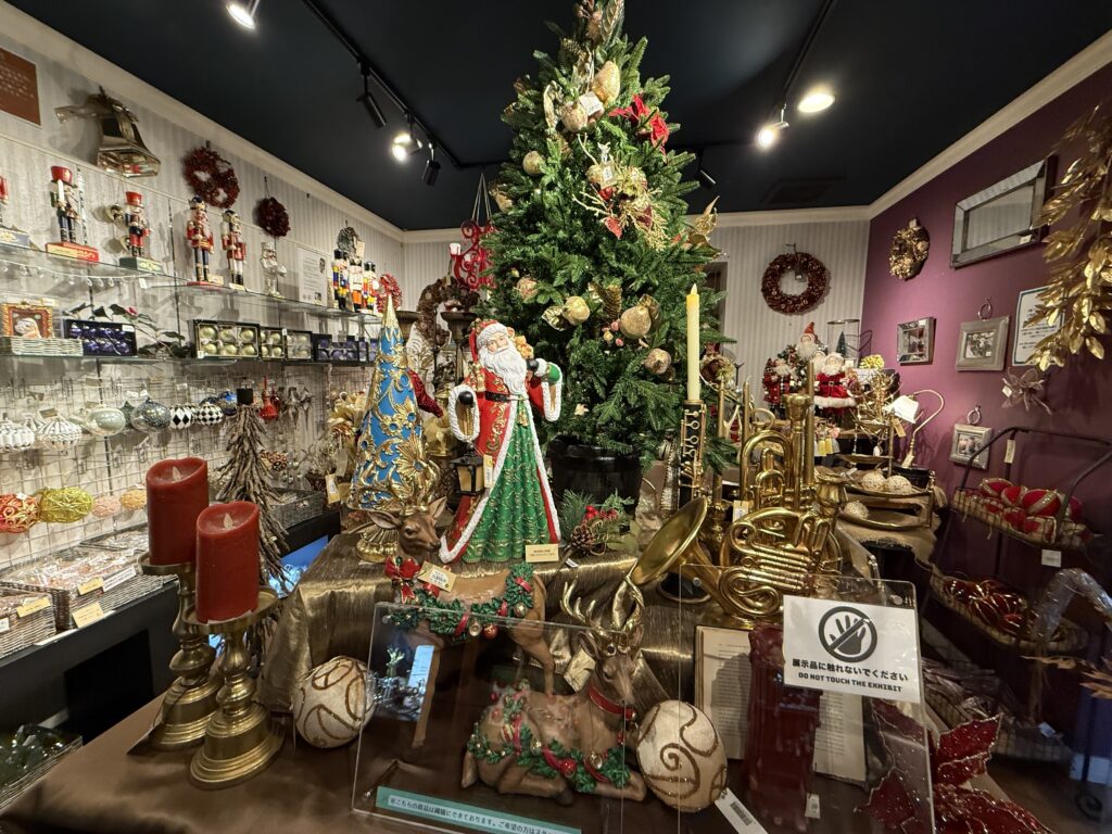 一年中クリスマス気分が味わえる！【クリスマスタウン＆キャンドル