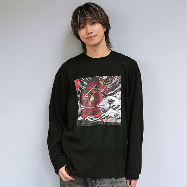 モデル：一ノ瀬しろ／身長178cm／XLサイズ／ブラック着用