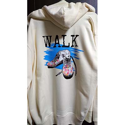 今回は自作のデータも使って作成しました。パーカーの色をナチュラルカラーにしたので仕上がりがどうなるのか届くまでドキドキでしたが、想像以上の仕上がりに感激しております。【40代・女性・よっしー さん】